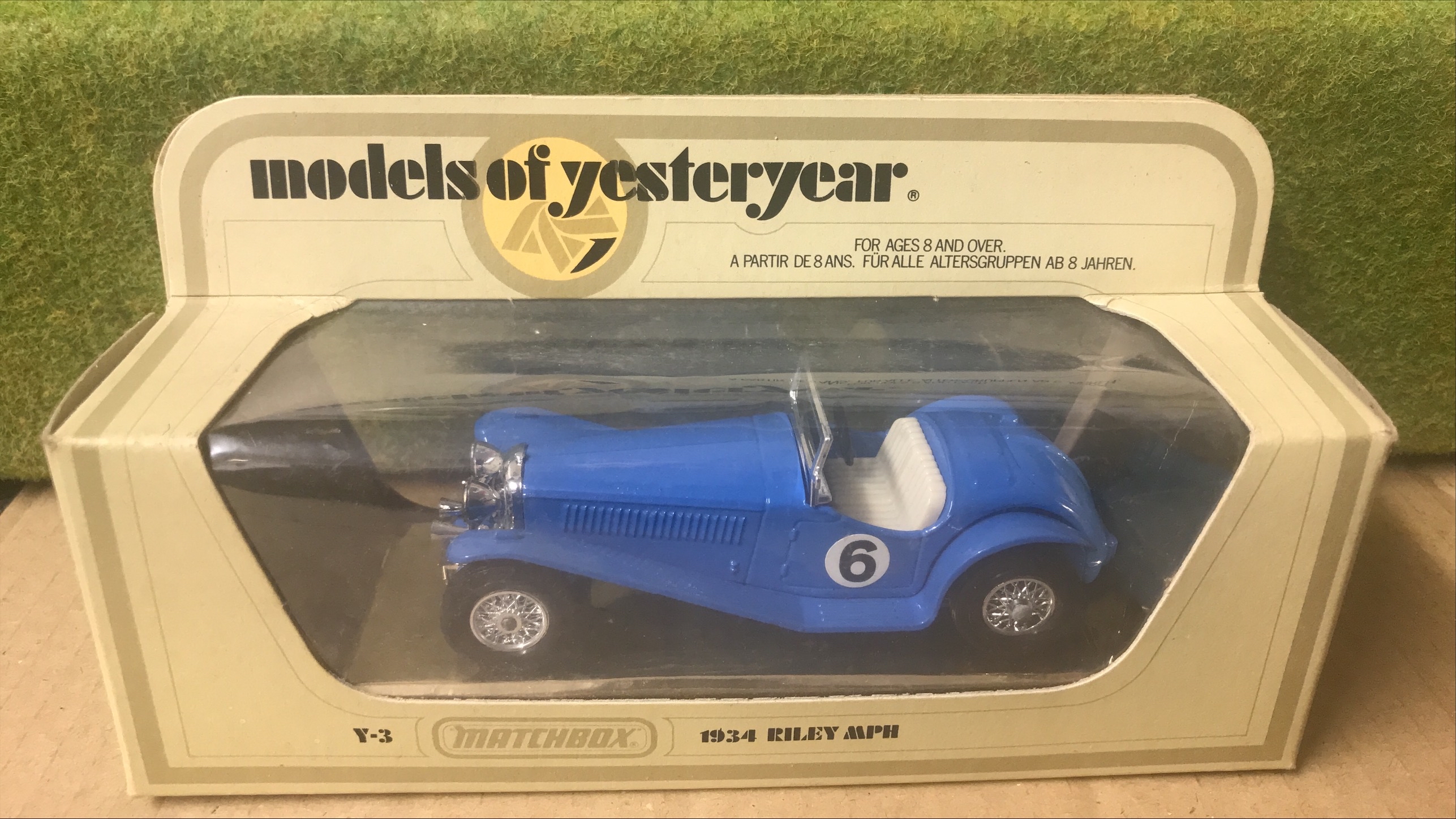 Matchbox Models of Yesteryear Y-3 1/35 Scale 1934 Riley MPH No.6 in Blue